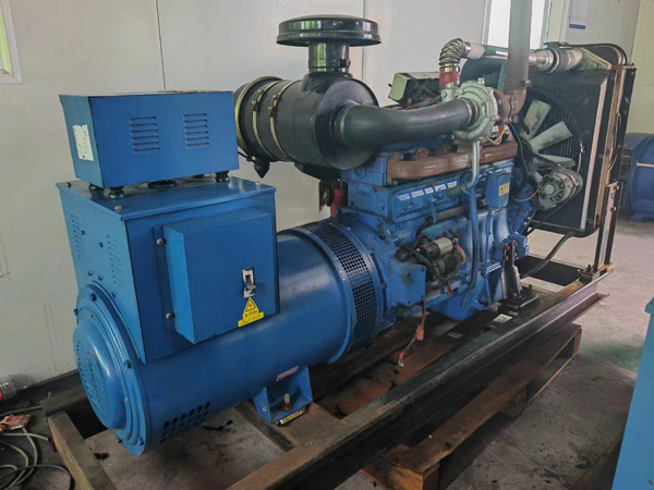 英吉沙100kW柴油发电机组使用多级机油有哪些优缺点？